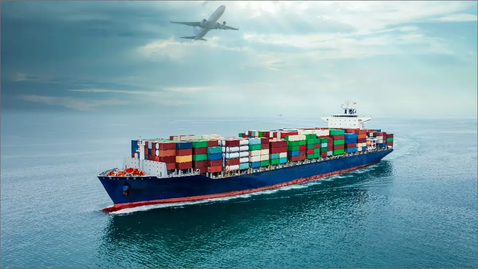 FLC Freight air cargo loading activity in Dubai